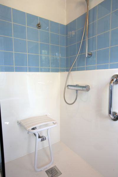 Cost of Elderly Shower Installation in Knoxville